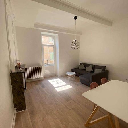 Appartement De Charme En Centre Ville Millau Kültér fotó